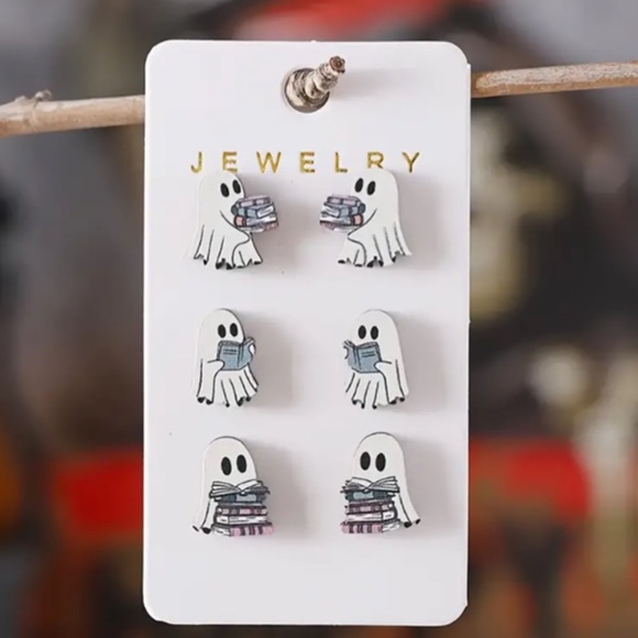 NWT! Set of 3 Pairs of Pierced Post Earrings!  Ghosts Holding Multicolored Boo… - Picture 1 of 3